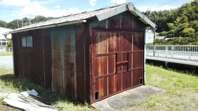 小田原で倉庫・小屋の解体費用を知りたい方へ｜相場とコストを抑えるコツを解説【解体コング】