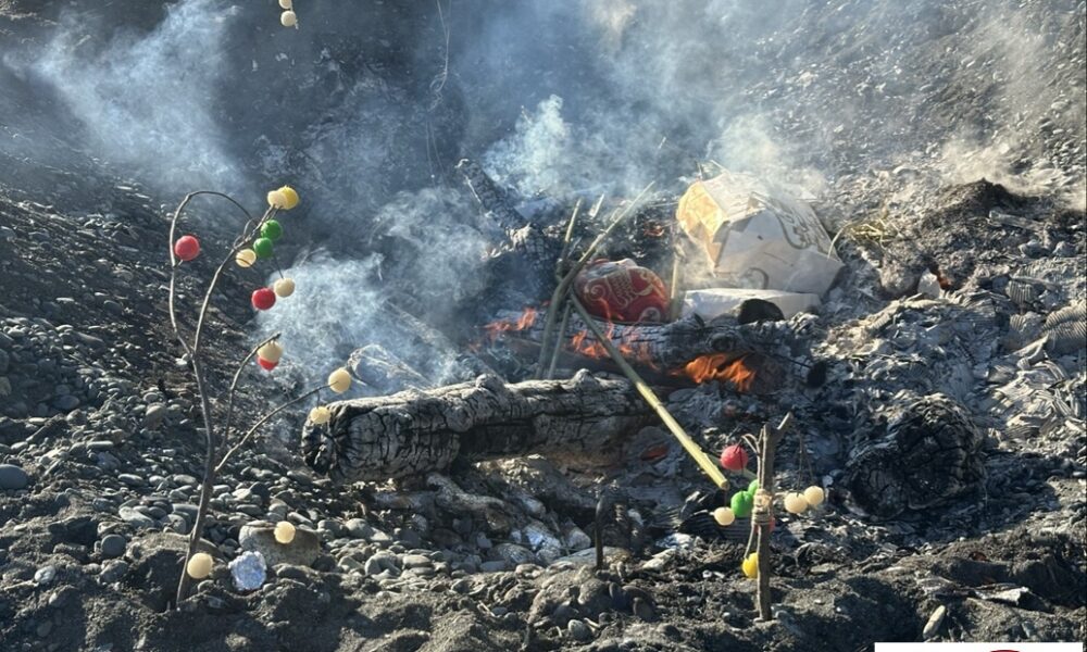 どんど焼き@解体コング