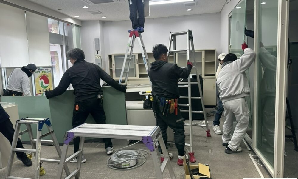 リニューアル工事@解体コング