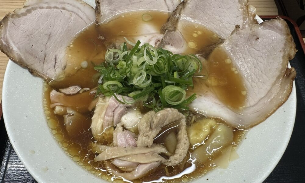 天城軍鶏の醤油ラーメン@解体コング